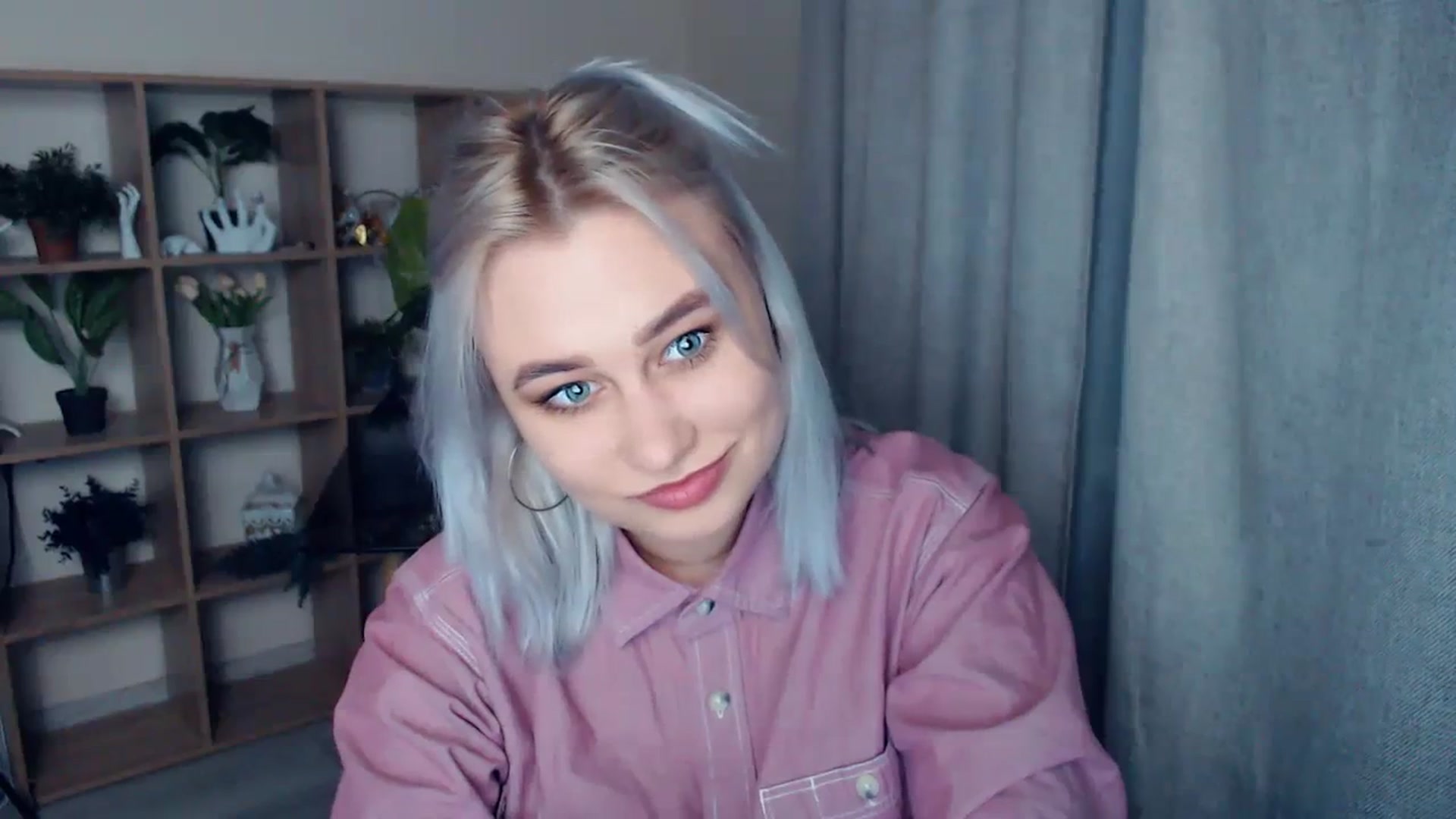 Gallery image thumbnail from Kukla_kolduna's myfreecams stream on, 01/29/2024, 16:52 image 10 of 20