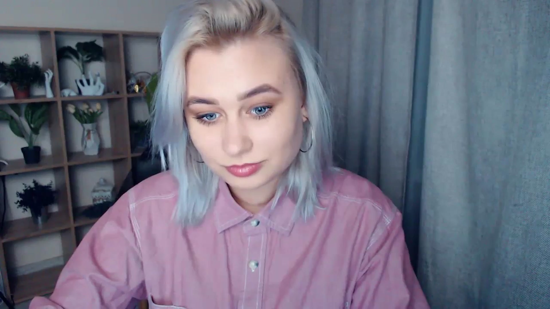 Gallery image thumbnail from Kukla_kolduna's myfreecams stream on, 01/29/2024, 17:55 image 4 of 20