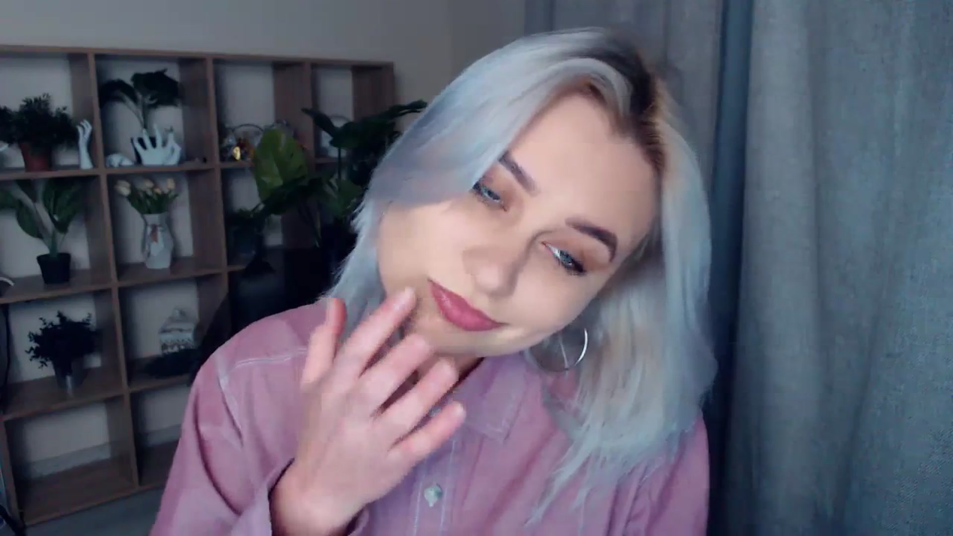 Gallery image thumbnail from Kukla_kolduna's myfreecams stream on, 01/29/2024, 17:55 image 14 of 20