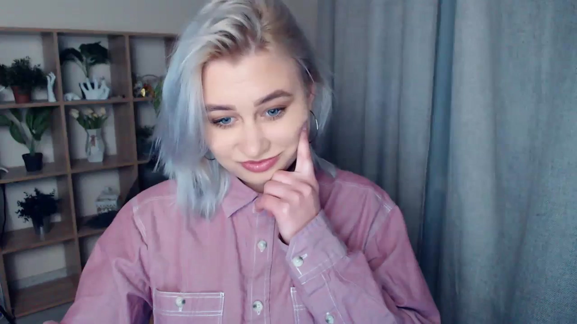 Gallery image thumbnail from Kukla_kolduna's myfreecams stream on, 01/29/2024, 17:55 image 12 of 20