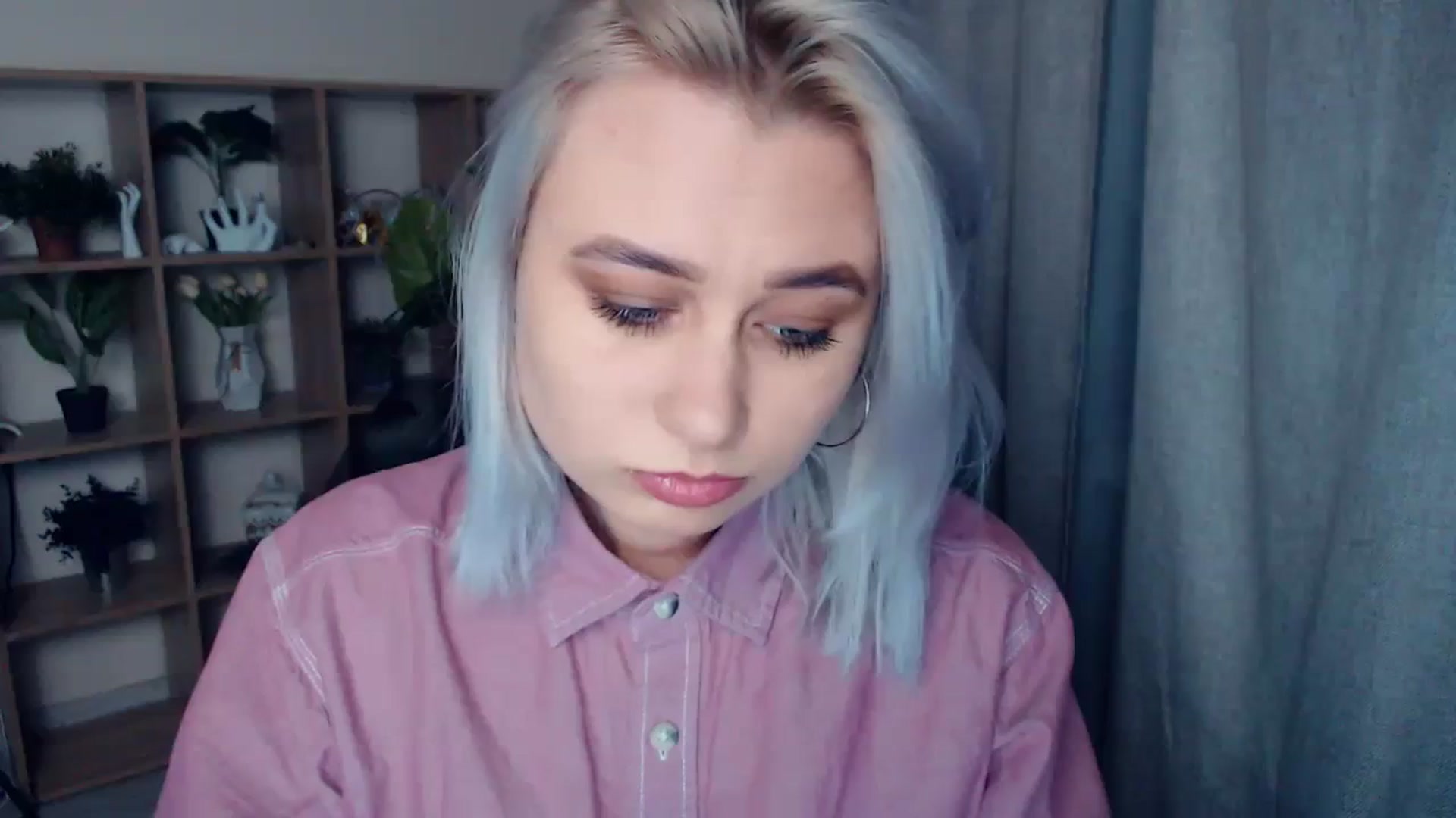 Gallery image thumbnail from Kukla_kolduna's myfreecams stream on, 01/29/2024, 18:40 image 1 of 20