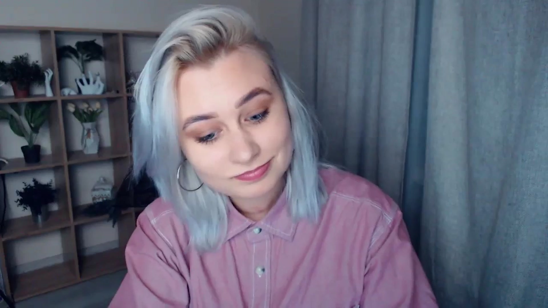 Gallery image thumbnail from Kukla_kolduna's myfreecams stream on, 01/29/2024, 18:40 image 10 of 20