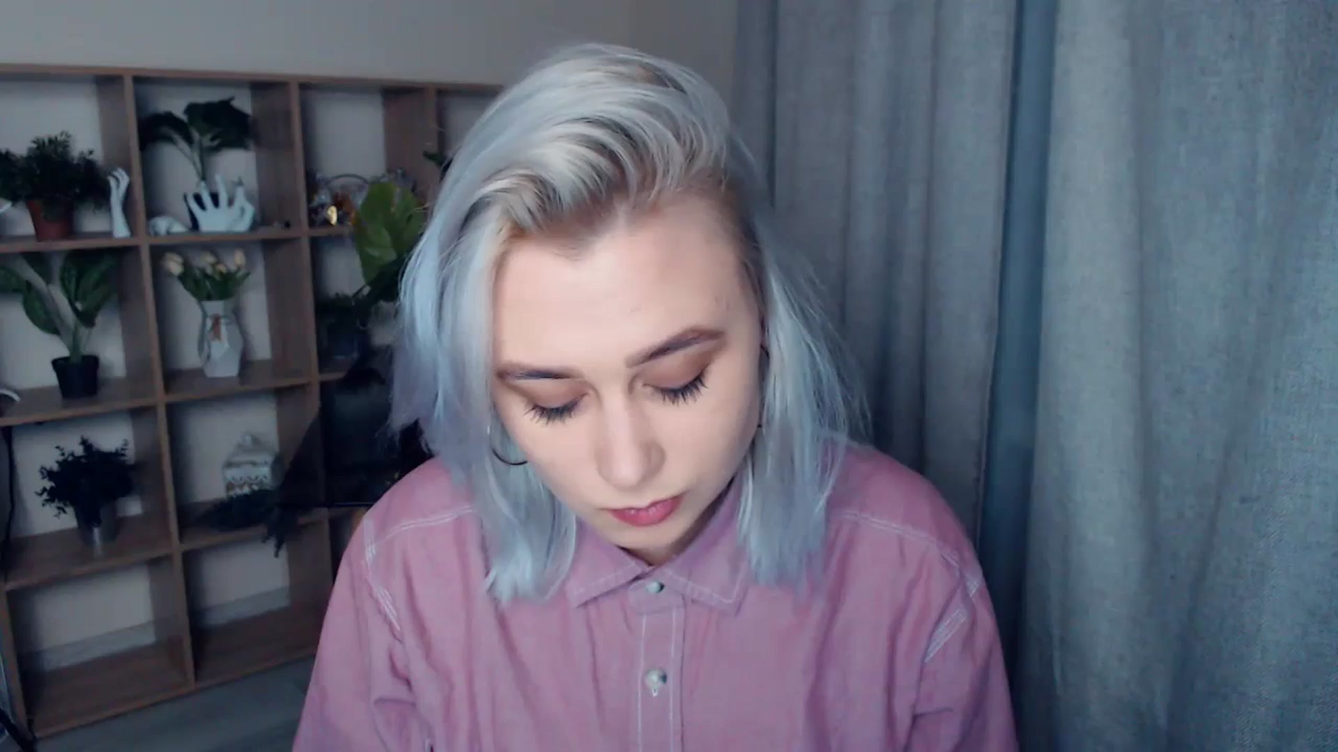 Gallery image thumbnail from Kukla_kolduna's myfreecams stream on, 01/29/2024, 18:40 image 12 of 20