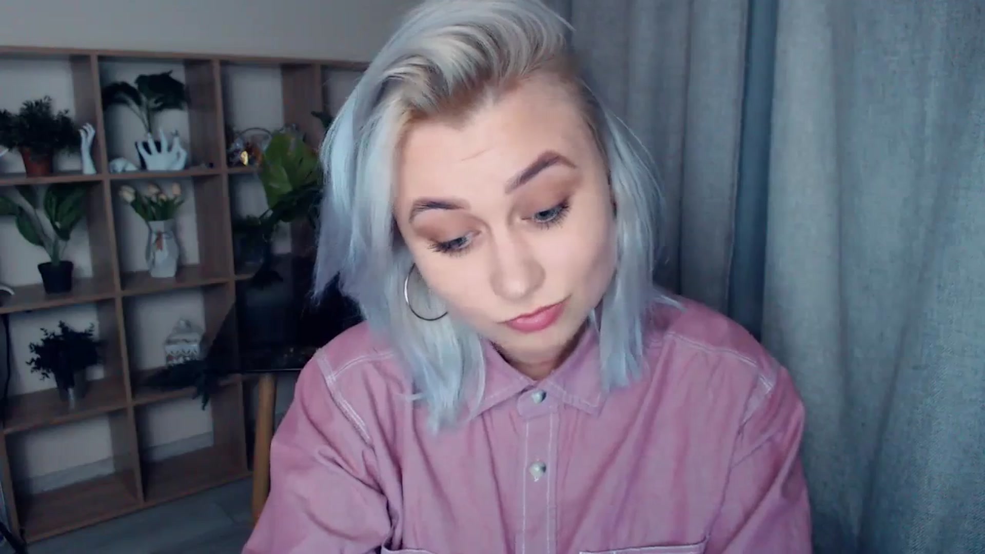 Gallery image thumbnail from Kukla_kolduna's myfreecams stream on, 01/29/2024, 18:40 image 7 of 20
