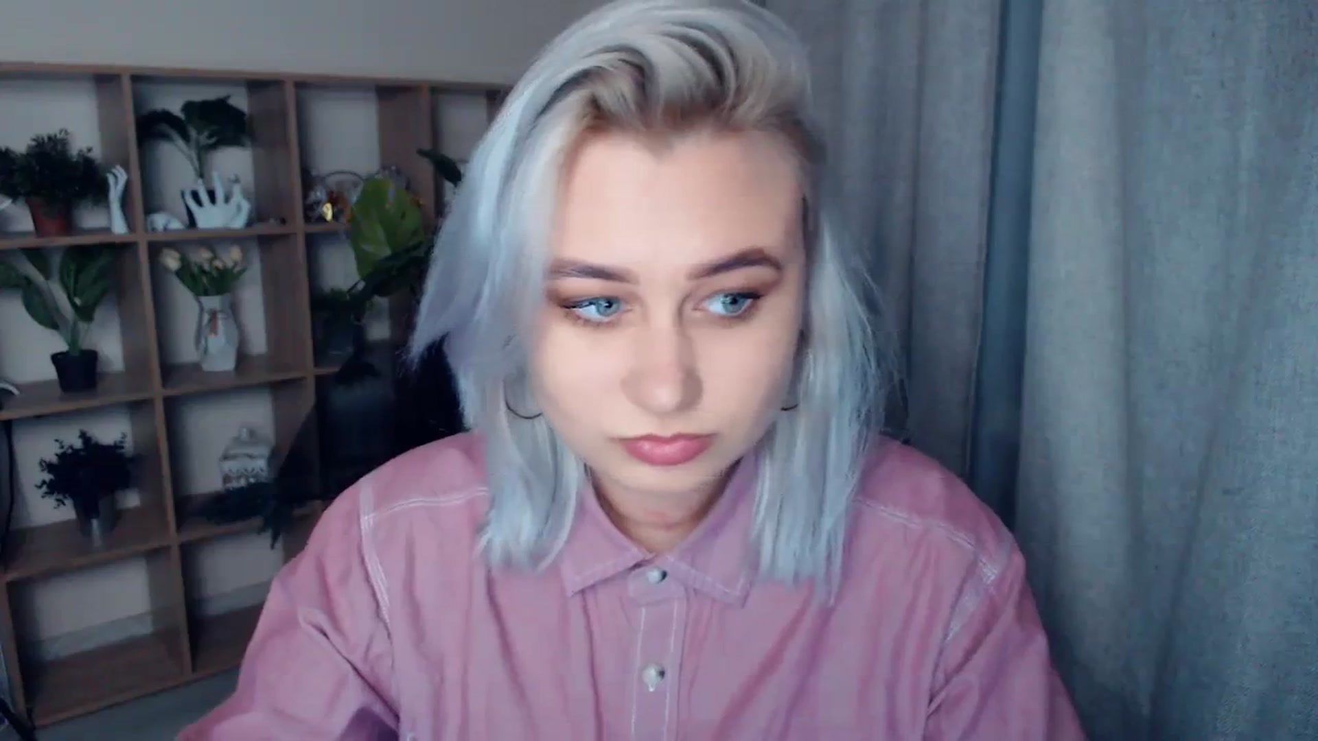 Gallery image thumbnail from Kukla_kolduna's myfreecams stream on, 01/29/2024, 18:40 image 11 of 20