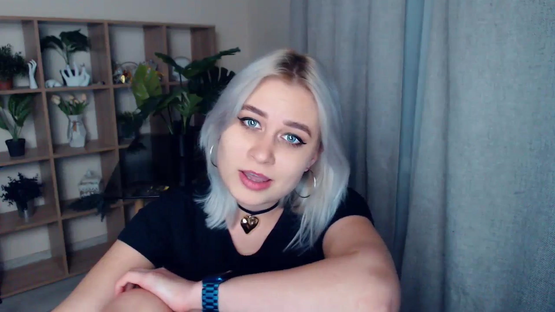 Gallery image thumbnail from Kukla_kolduna's myfreecams stream on, 01/30/2024, 18:06 image 19 of 20