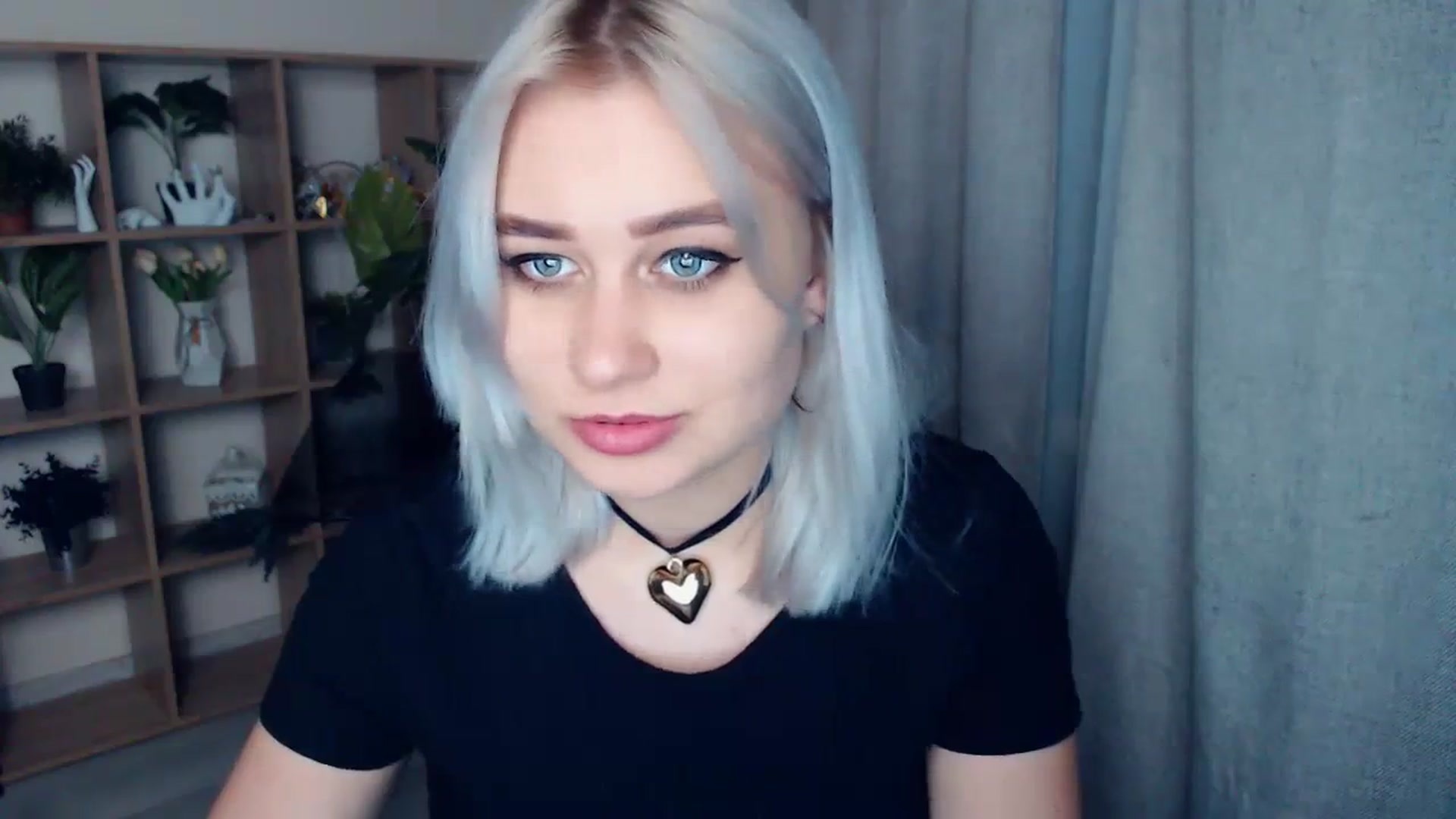 Gallery image thumbnail from Kukla_kolduna's myfreecams stream on, 01/30/2024, 18:06 image 16 of 20