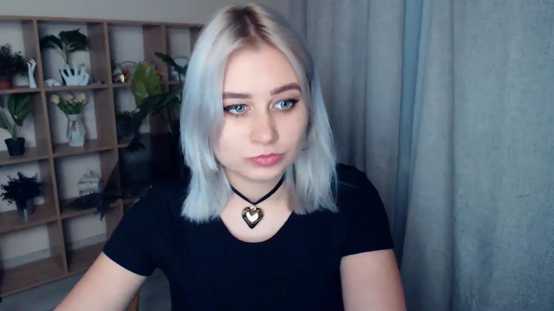 Gallery image thumbnail from Kukla_kolduna's myfreecams stream on, 01/30/2024, 18:06 image 14 of 20