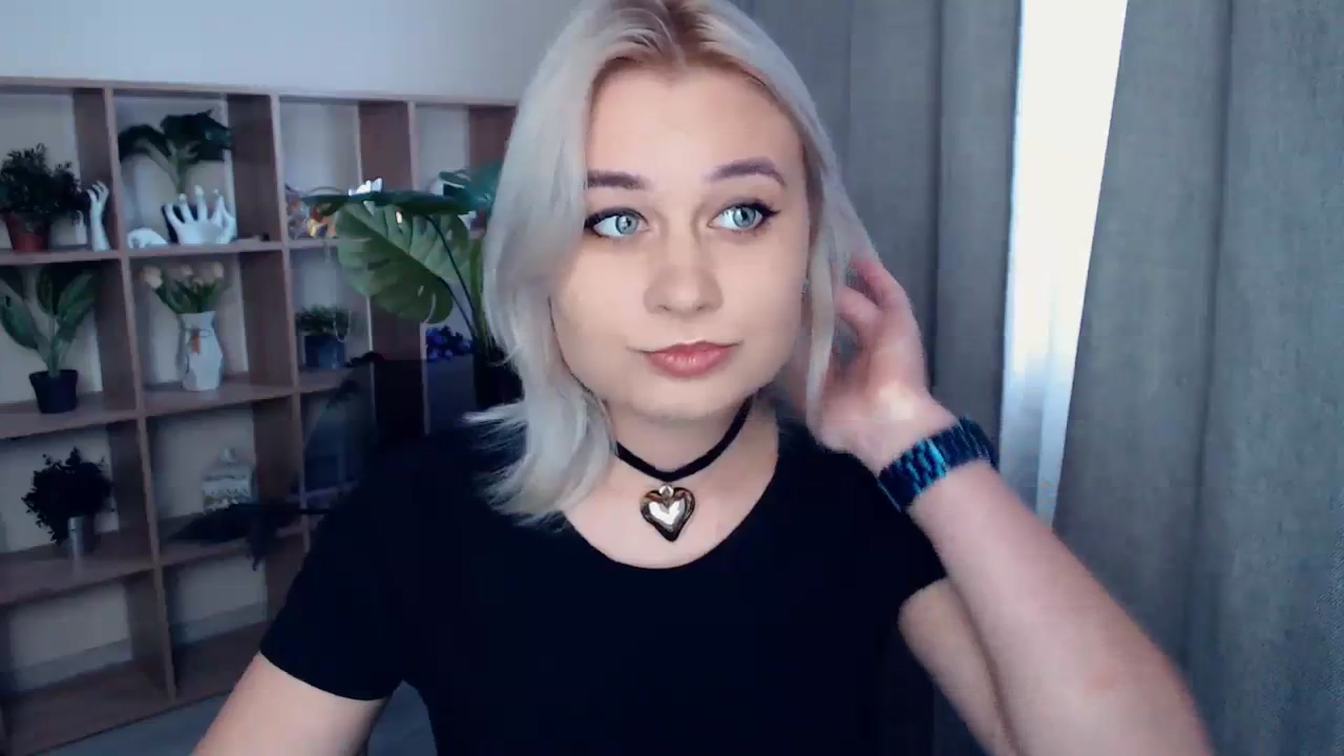 Gallery image thumbnail from Kukla_kolduna's myfreecams stream on, 02/09/2024, 14:26 image 11 of 20
