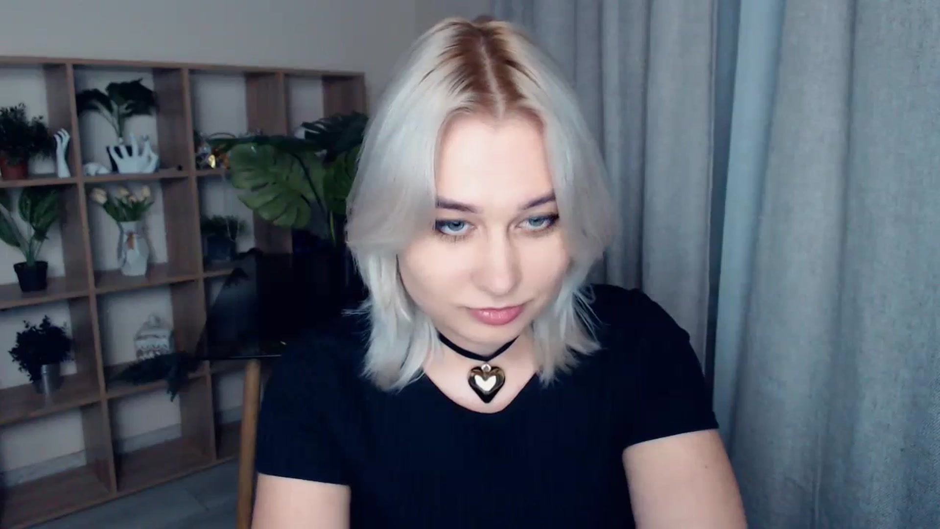 Gallery image thumbnail from Kukla_kolduna's myfreecams stream on, 02/09/2024, 16:33 image 15 of 20