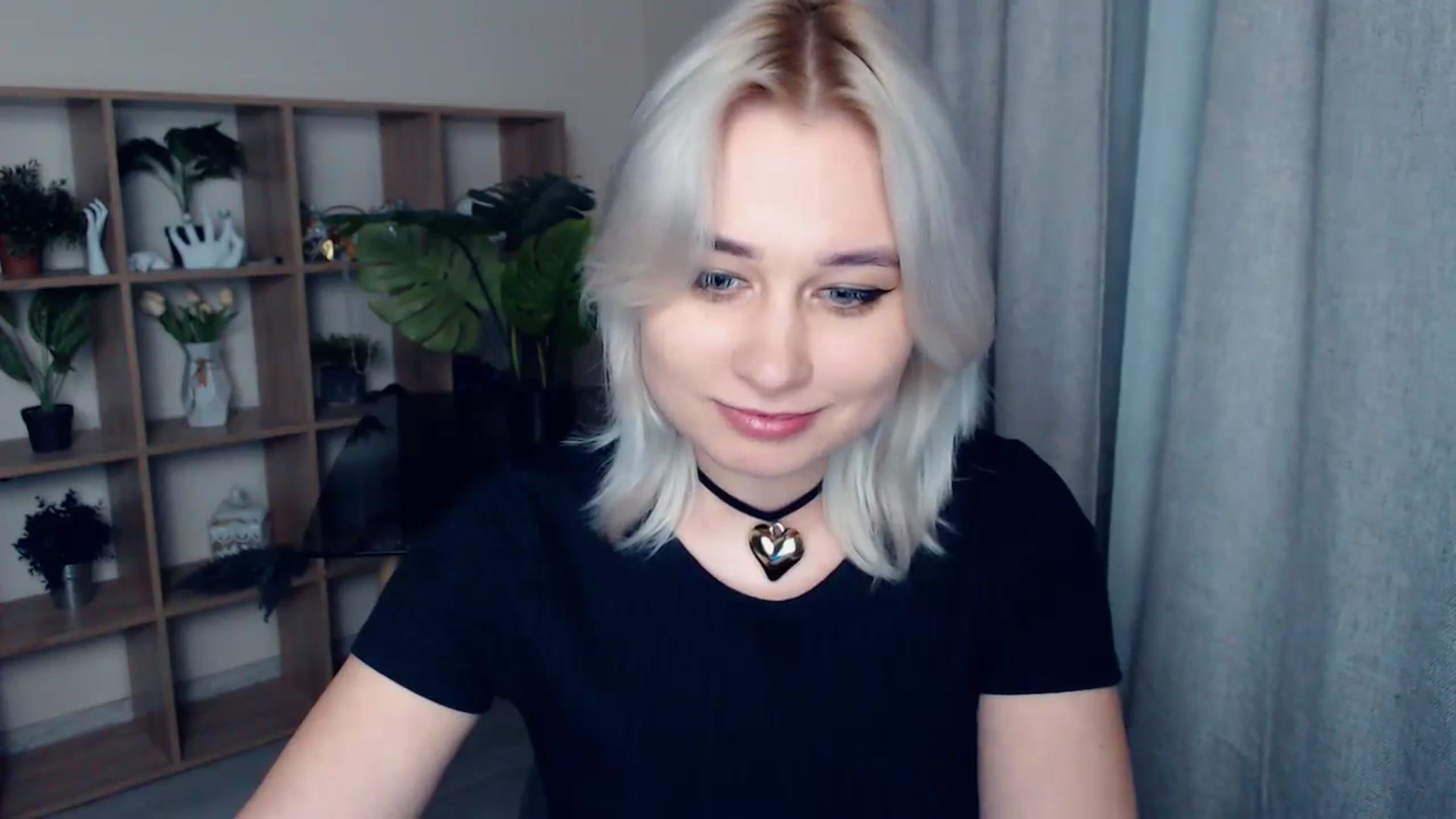 Gallery image thumbnail from Kukla_kolduna's myfreecams stream on, 02/09/2024, 16:33 image 12 of 20