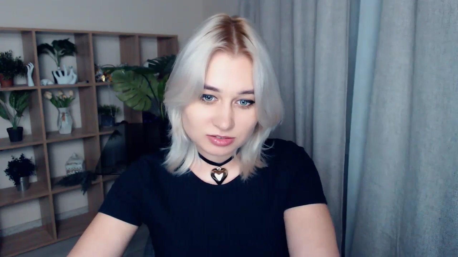 Gallery image thumbnail from Kukla_kolduna's myfreecams stream on, 02/09/2024, 16:33 image 16 of 20