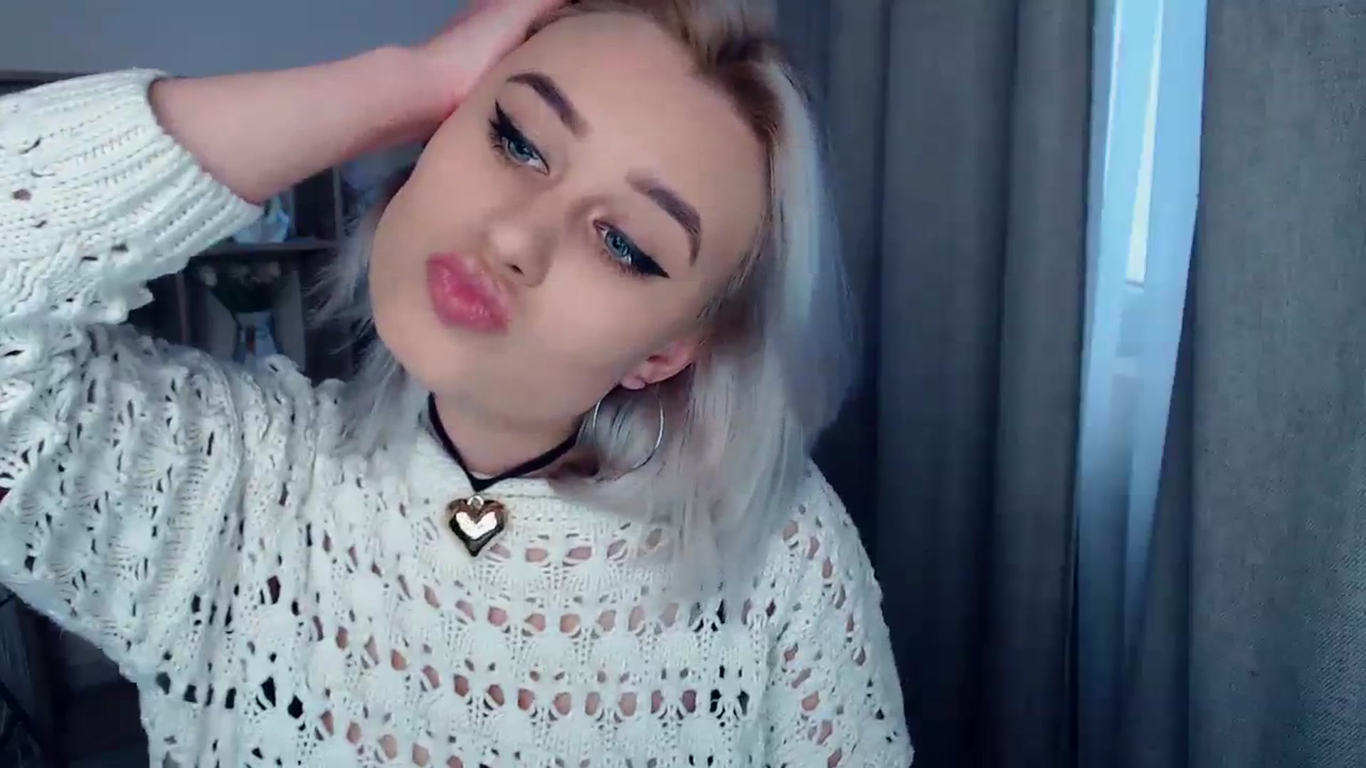 Gallery image thumbnail from Kukla_kolduna's myfreecams stream on, 02/10/2024, 14:37 image 19 of 20