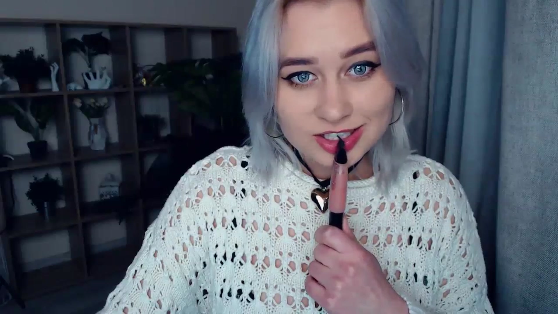 Gallery image thumbnail from Kukla_kolduna's myfreecams stream on, 02/10/2024, 19:03 image 8 of 20
