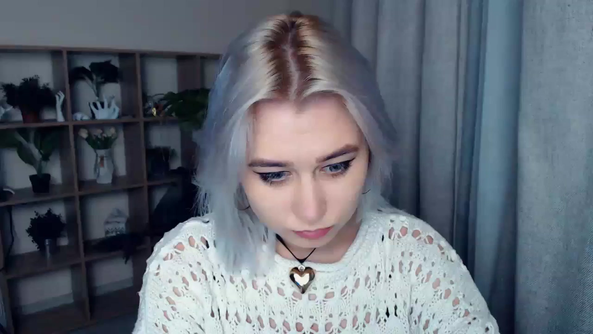 Gallery image thumbnail from Kukla_kolduna's myfreecams stream on, 02/10/2024, 19:03 image 18 of 20