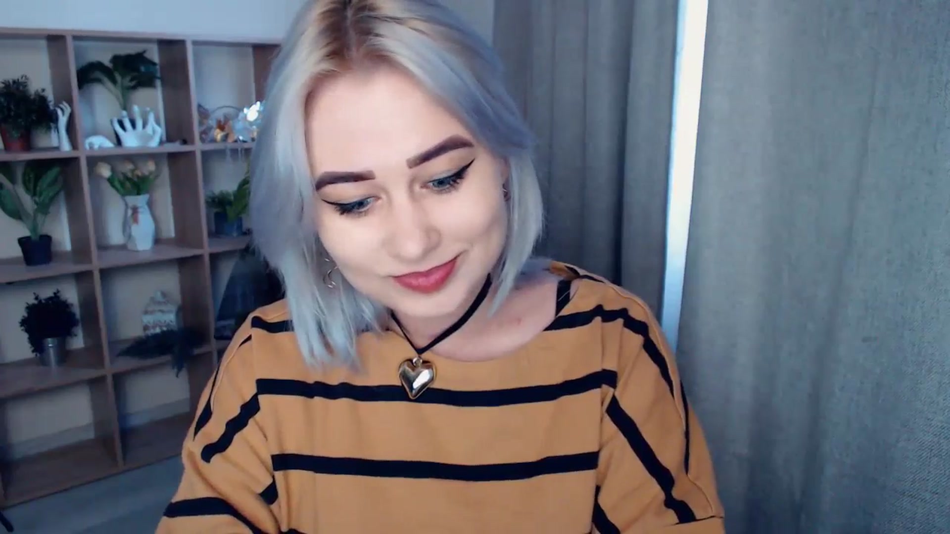 Gallery image thumbnail from Kukla_kolduna's myfreecams stream on, 02/11/2024, 14:27 image 4 of 20