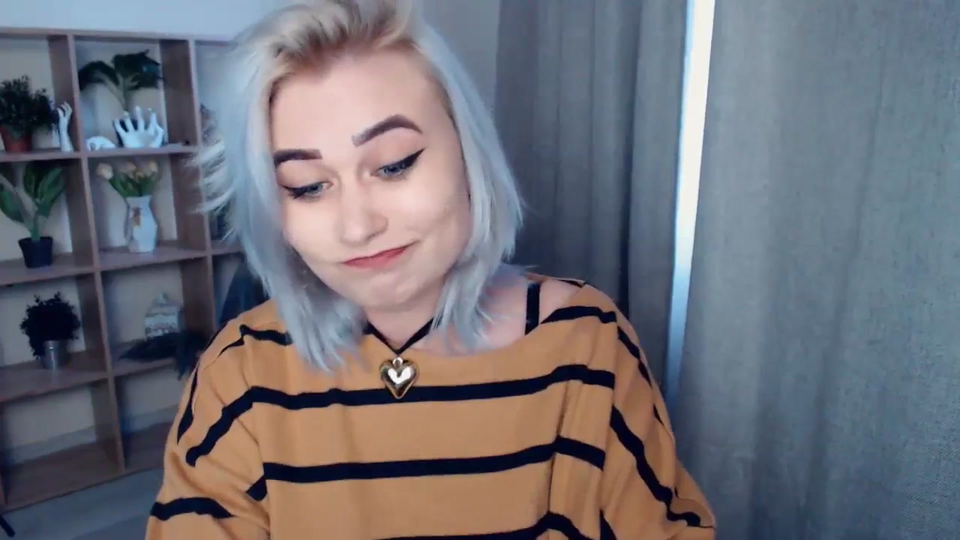 Gallery image thumbnail from Kukla_kolduna's myfreecams stream on, 02/11/2024, 14:27 image 6 of 20