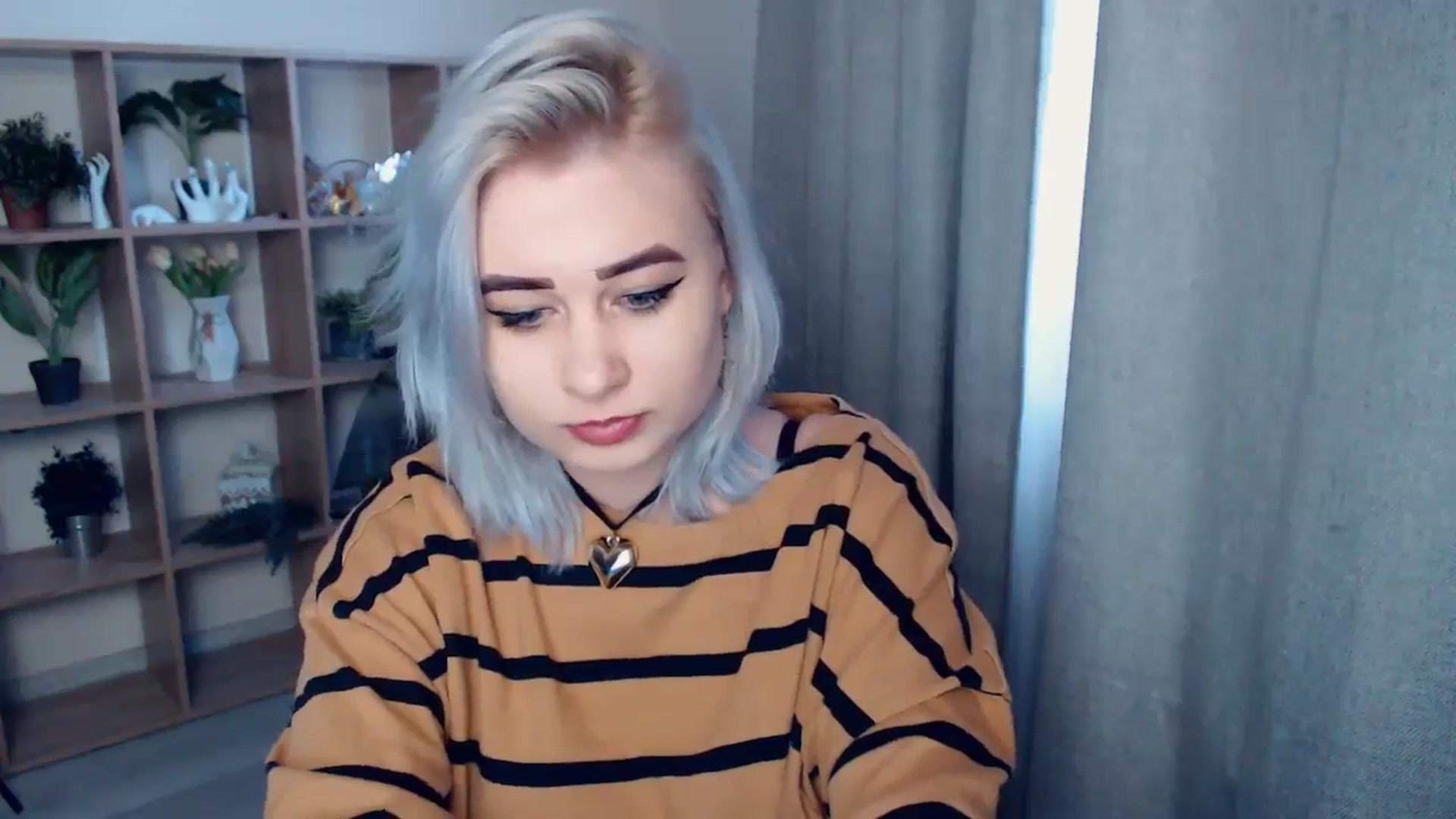 Gallery image thumbnail from Kukla_kolduna's myfreecams stream on, 02/11/2024, 14:27 image 17 of 20