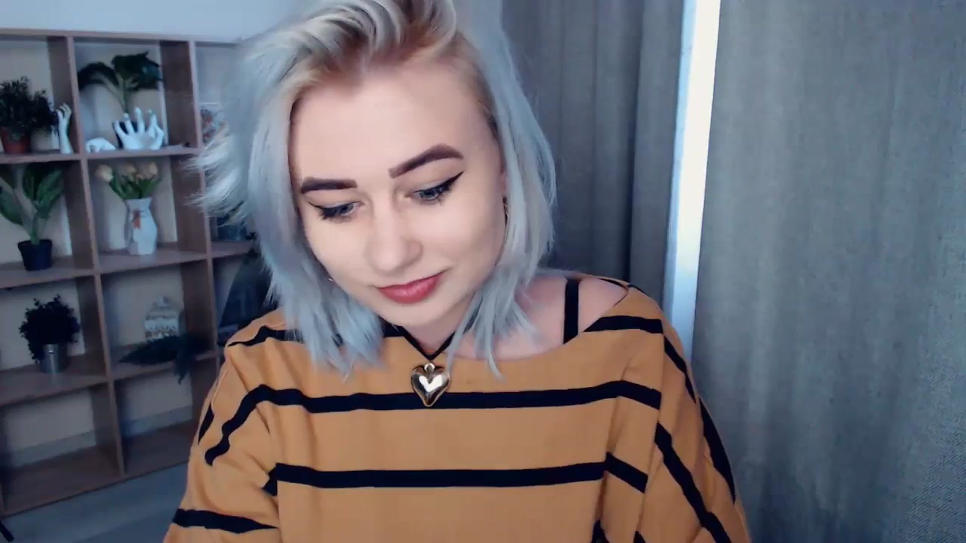 Gallery image thumbnail from Kukla_kolduna's myfreecams stream on, 02/11/2024, 14:27 image 2 of 20