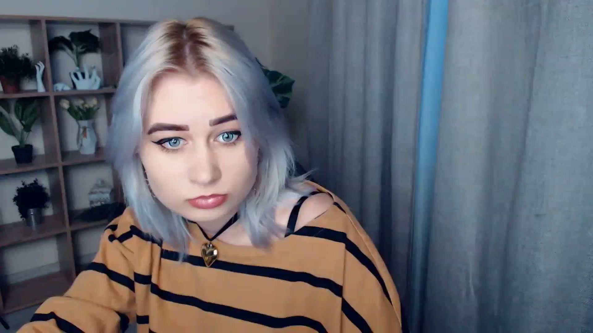 Gallery image thumbnail from Kukla_kolduna's myfreecams stream on, 02/11/2024, 15:41 image 11 of 20