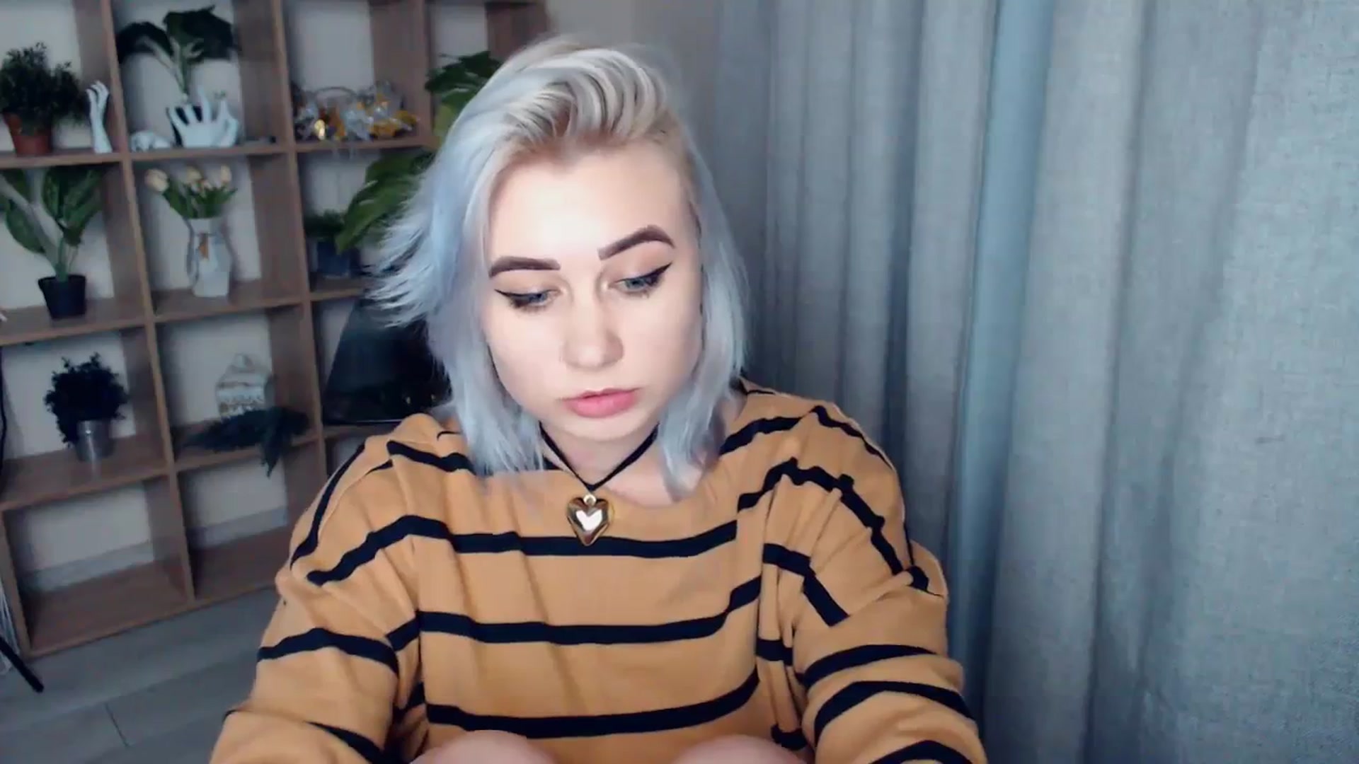 Gallery image thumbnail from Kukla_kolduna's myfreecams stream on, 02/11/2024, 18:07 image 5 of 20