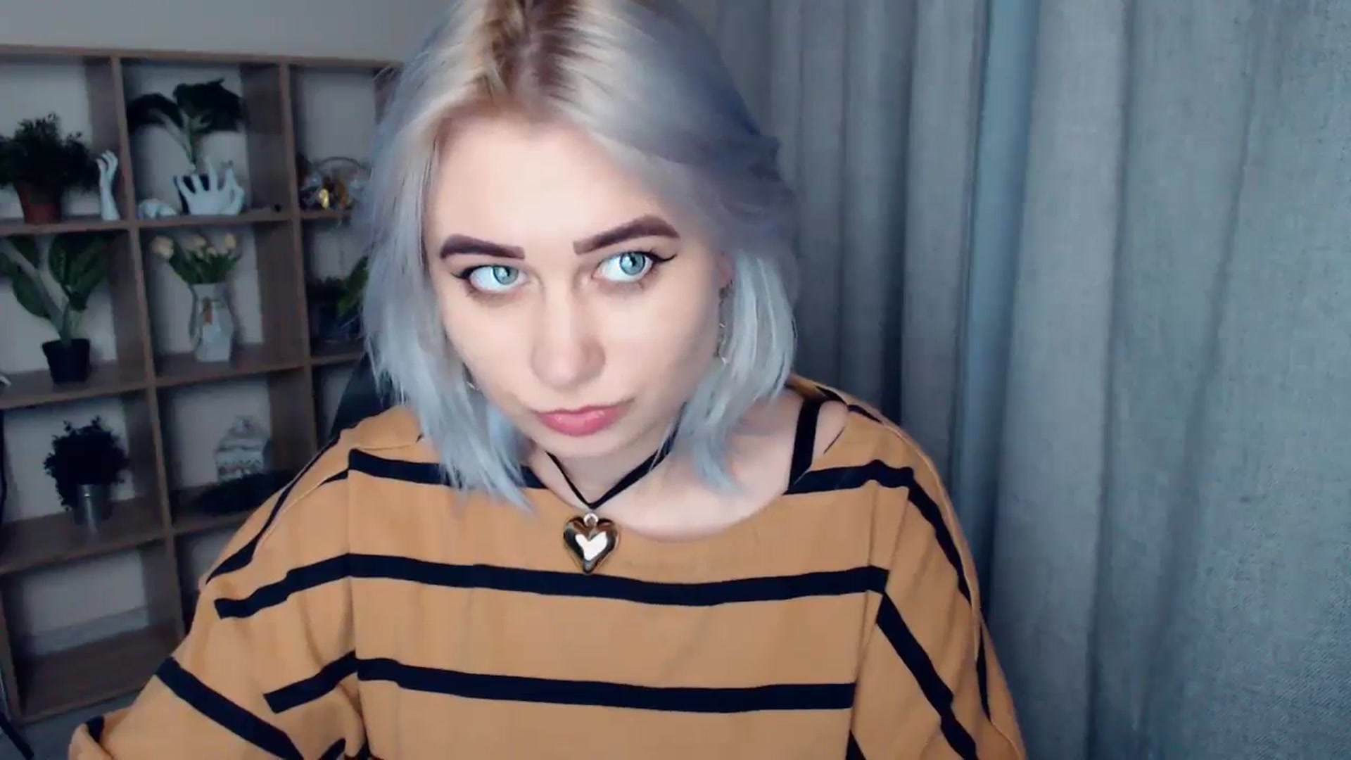 Gallery image thumbnail from Kukla_kolduna's myfreecams stream on, 02/11/2024, 18:07 image 17 of 20