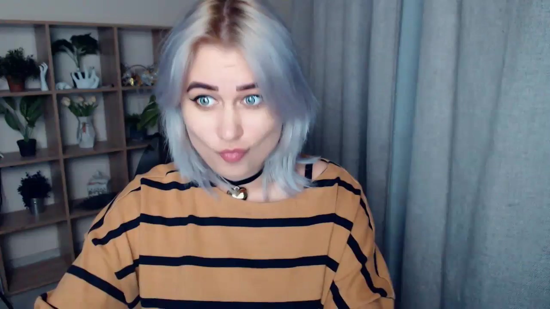 Gallery image thumbnail from Kukla_kolduna's myfreecams stream on, 02/11/2024, 18:07 image 11 of 20