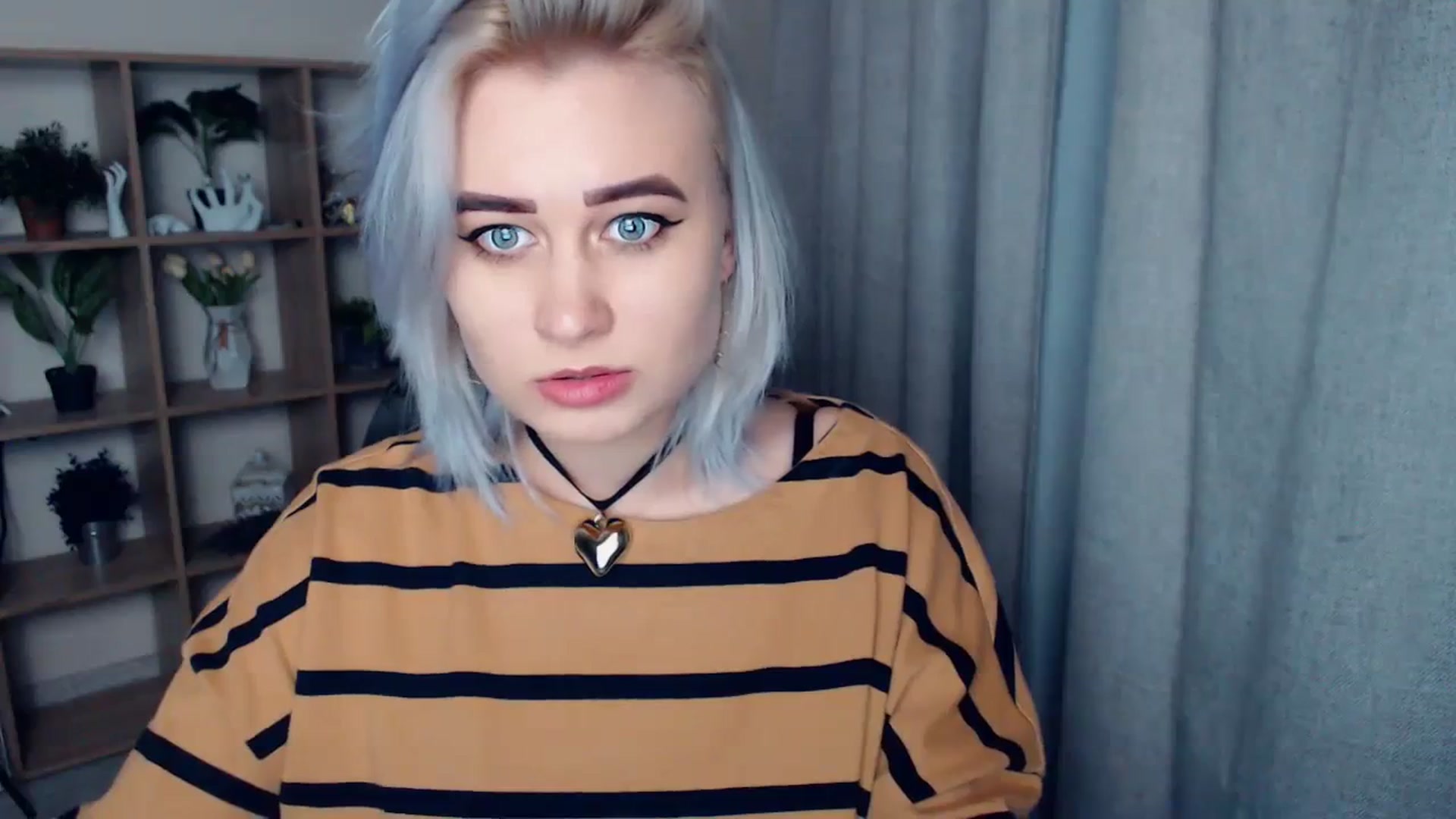 Gallery image thumbnail from Kukla_kolduna's myfreecams stream on, 02/11/2024, 18:07 image 16 of 20