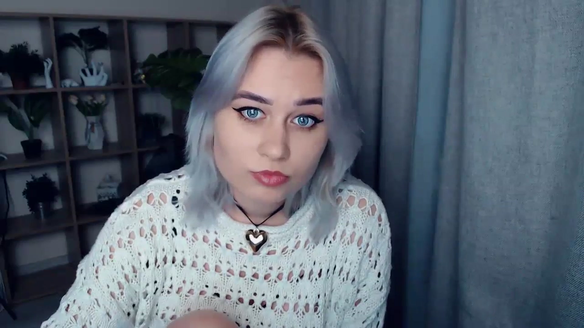 Gallery image thumbnail from Kukla_kolduna's myfreecams stream on, 02/12/2024, 16:26 image 15 of 20