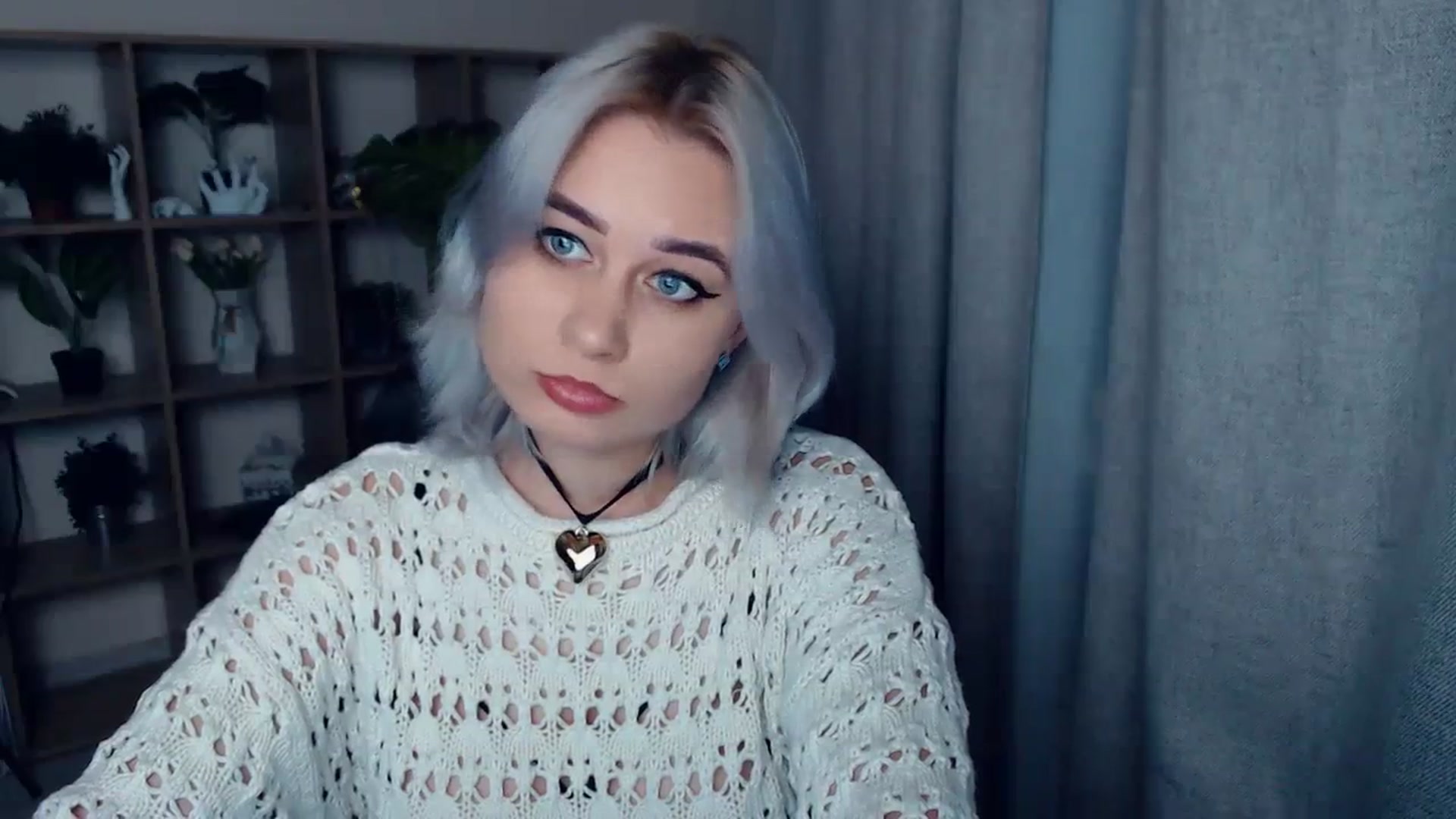 Gallery image thumbnail from Kukla_kolduna's myfreecams stream on, 02/12/2024, 16:26 image 10 of 20
