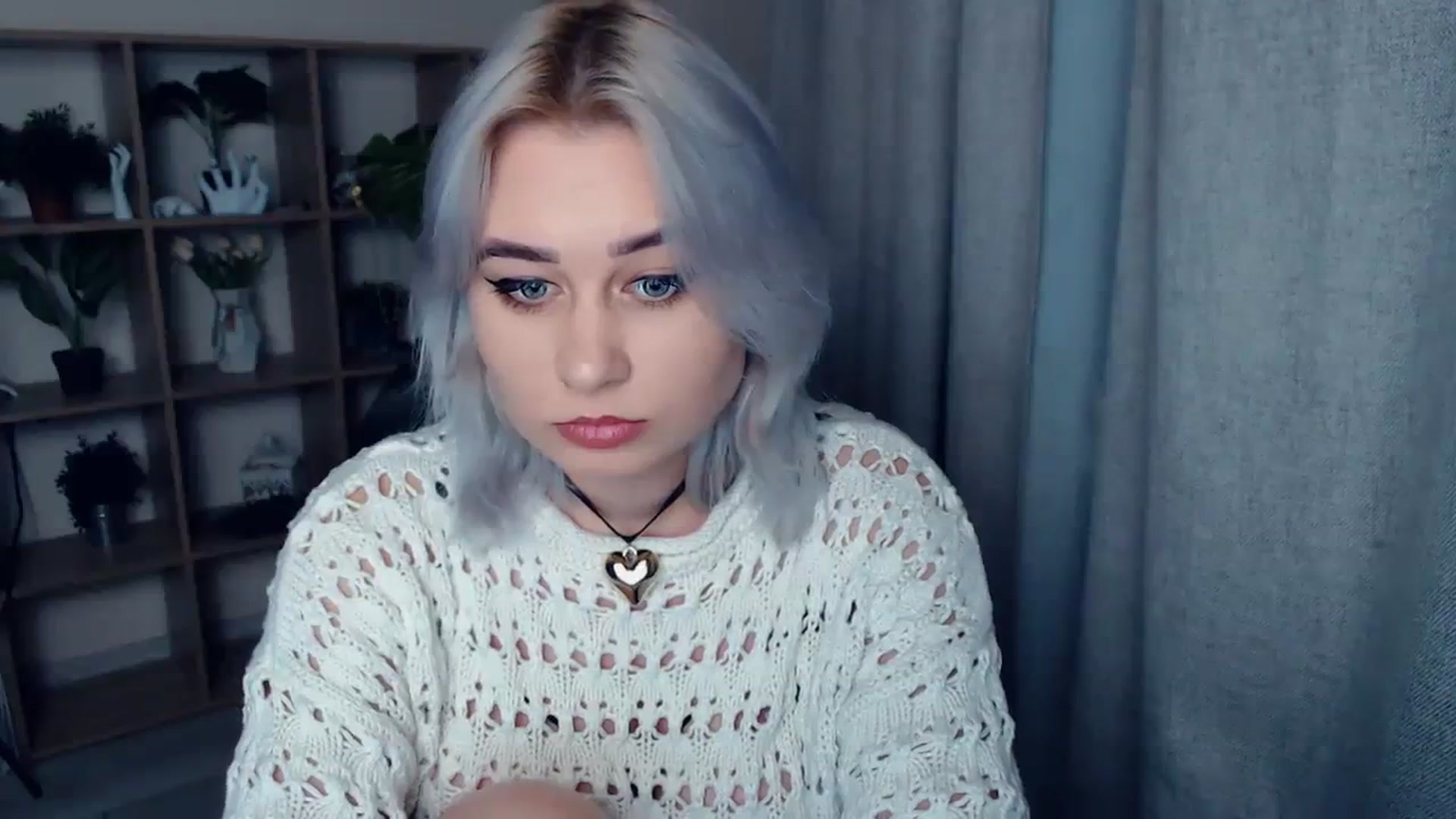Gallery image thumbnail from Kukla_kolduna's myfreecams stream on, 02/12/2024, 16:26 image 16 of 20
