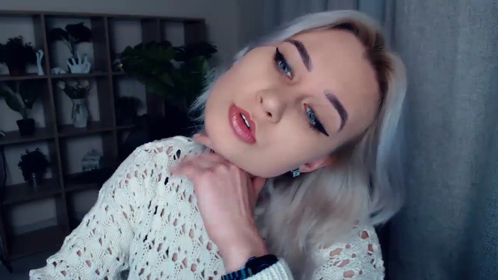 Gallery image thumbnail from Kukla_kolduna's myfreecams stream on, 02/12/2024, 17:12 image 7 of 20