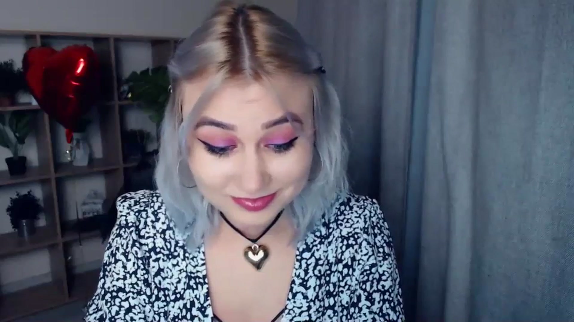 Gallery image thumbnail from Kukla_kolduna's myfreecams stream on, 02/14/2024, 16:22 image 4 of 20