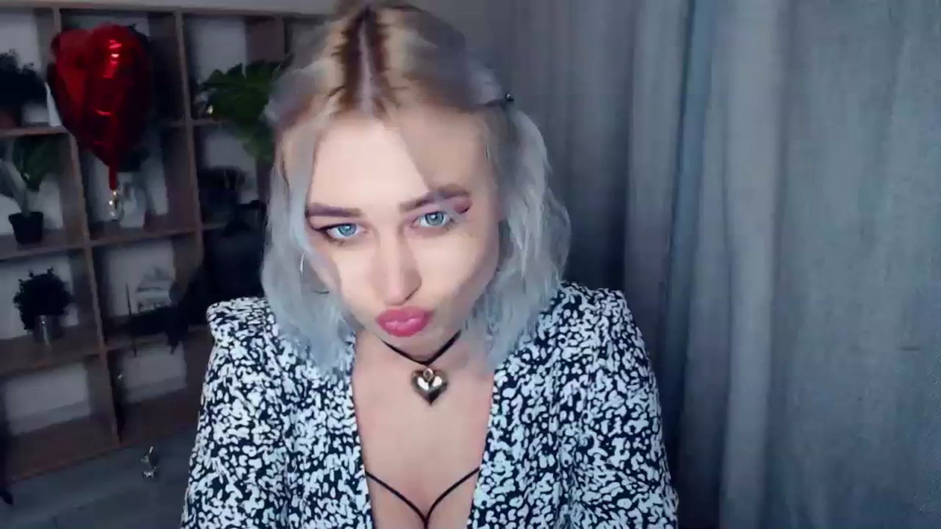 Gallery image thumbnail from Kukla_kolduna's myfreecams stream on, 02/14/2024, 16:22 image 12 of 20