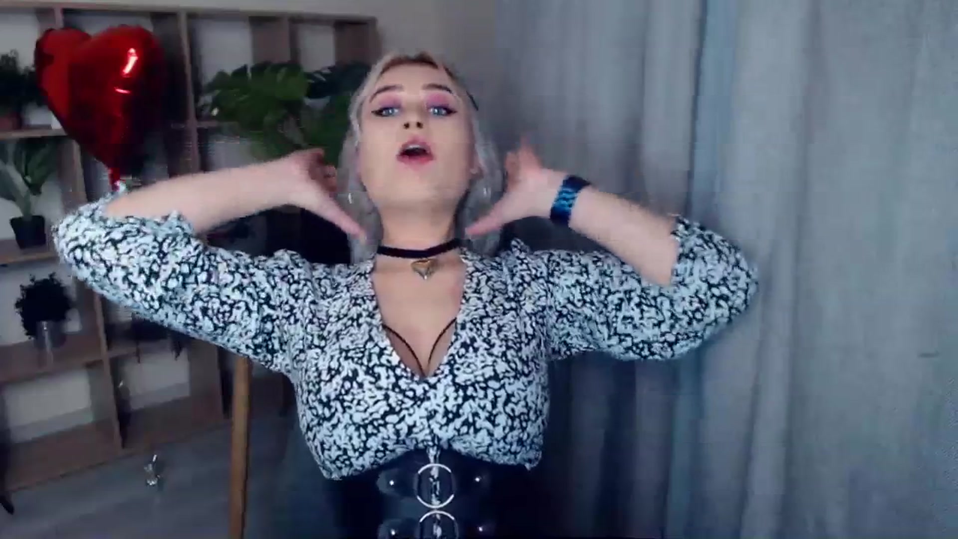 Gallery image thumbnail from Kukla_kolduna's myfreecams stream on, 02/14/2024, 16:22 image 18 of 20