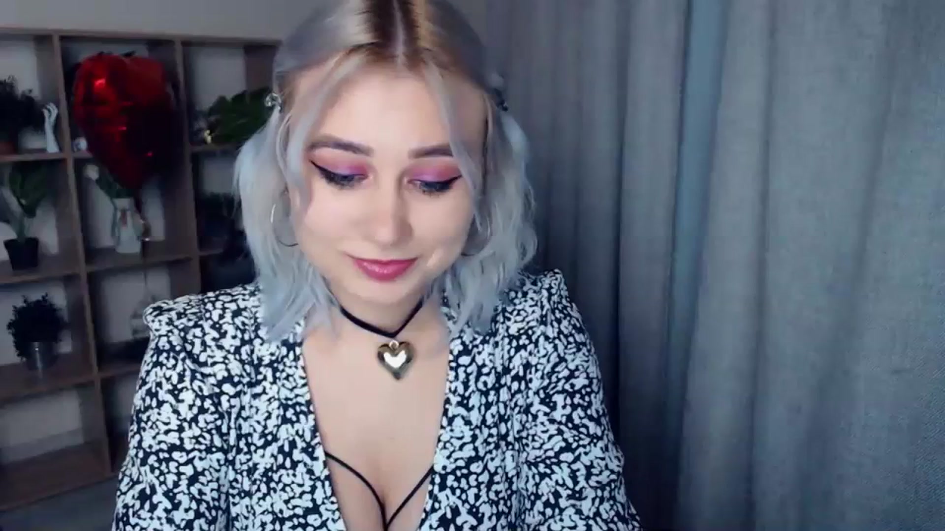 Gallery image thumbnail from Kukla_kolduna's myfreecams stream on, 02/14/2024, 18:52 image 18 of 20
