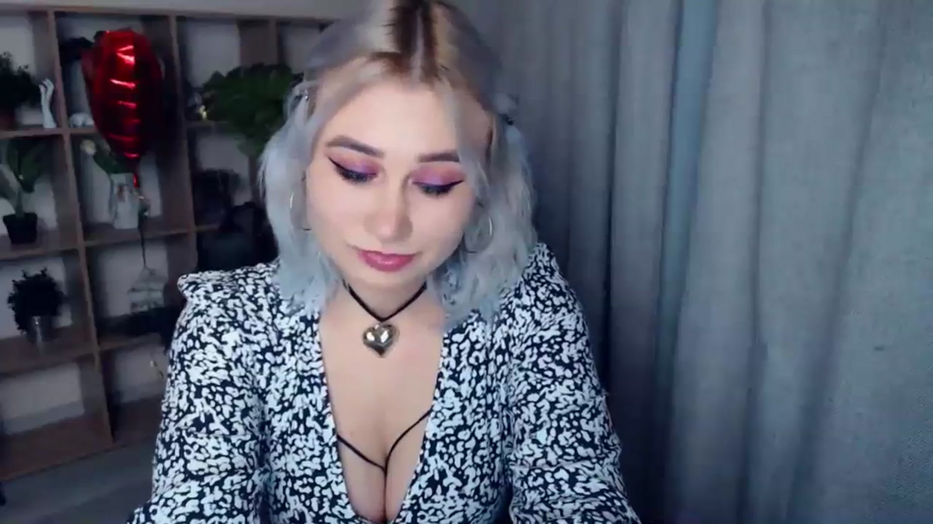 Gallery image thumbnail from Kukla_kolduna's myfreecams stream on, 02/14/2024, 18:52 image 4 of 20