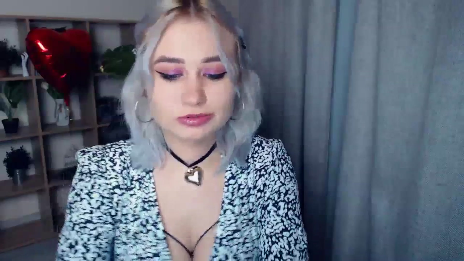 Gallery image thumbnail from Kukla_kolduna's myfreecams stream on, 02/14/2024, 18:52 image 13 of 20