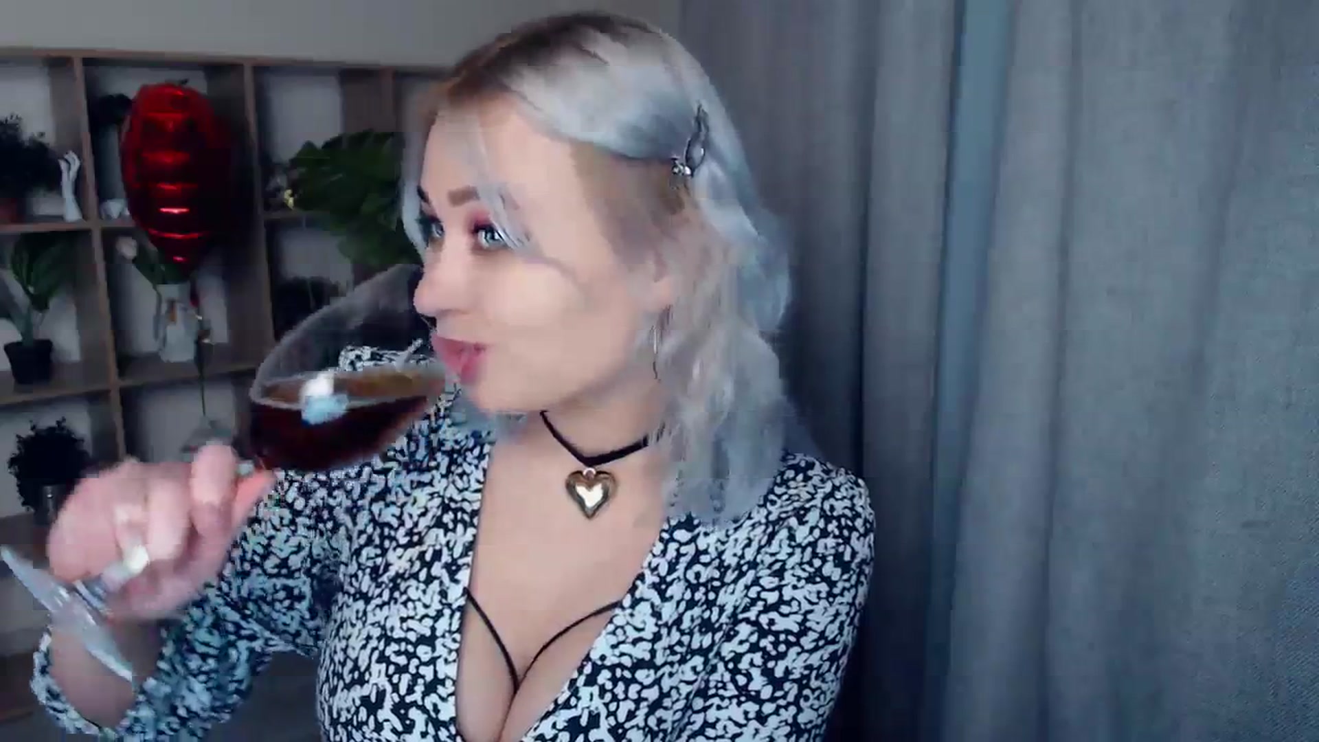 Gallery image thumbnail from Kukla_kolduna's myfreecams stream on, 02/14/2024, 18:52 image 14 of 20