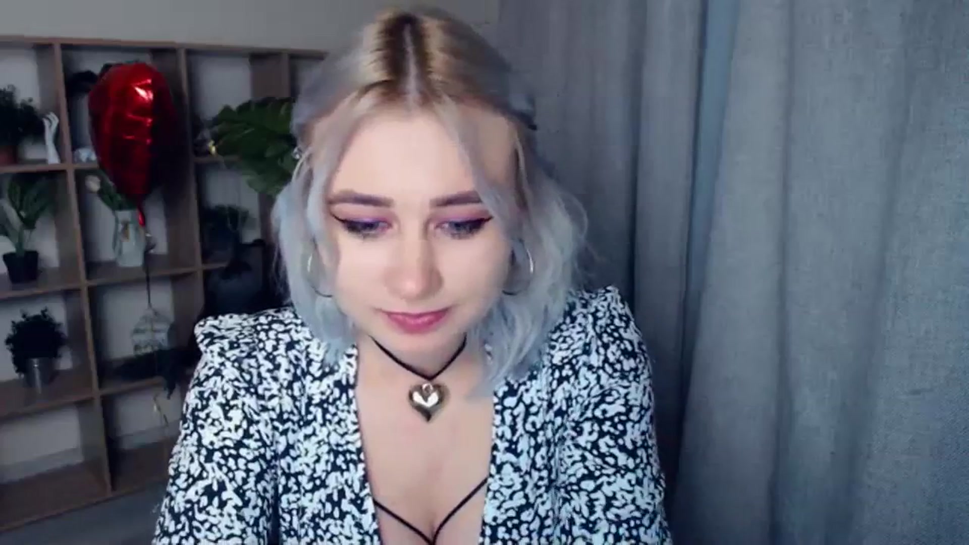 Gallery image thumbnail from Kukla_kolduna's myfreecams stream on, 02/14/2024, 19:13 image 19 of 20