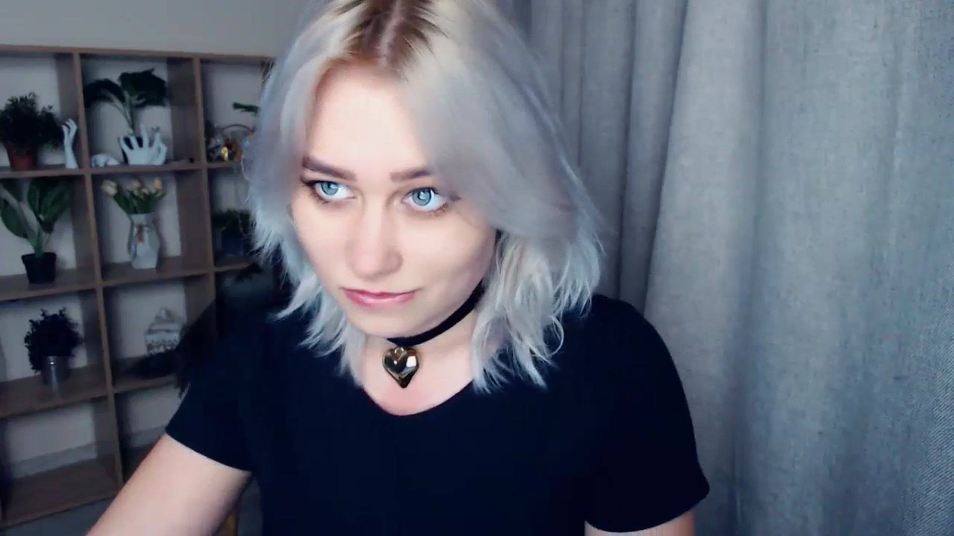 Gallery image thumbnail from Kukla_kolduna's myfreecams stream on, 02/15/2024, 16:50 image 10 of 20
