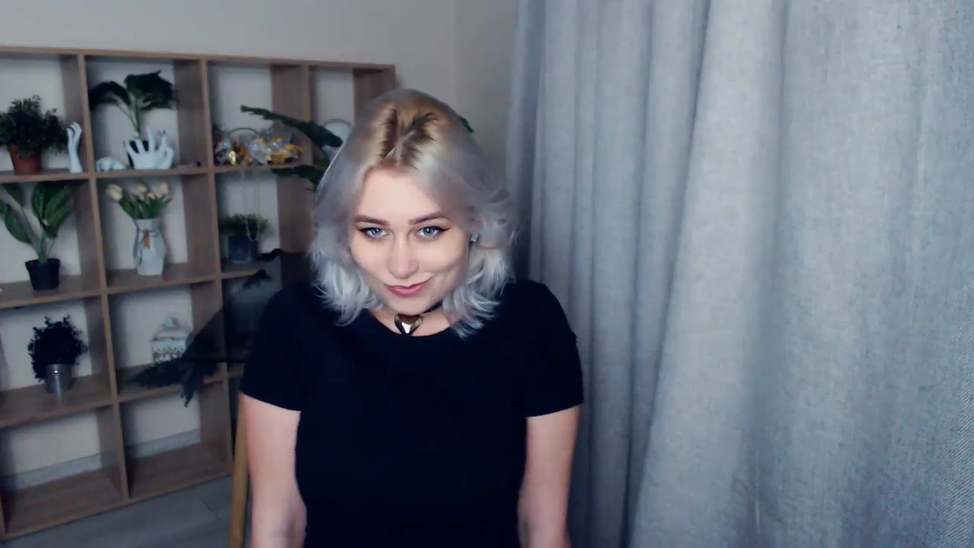 Gallery image thumbnail from Kukla_kolduna's myfreecams stream on, 02/15/2024, 16:50 image 12 of 20