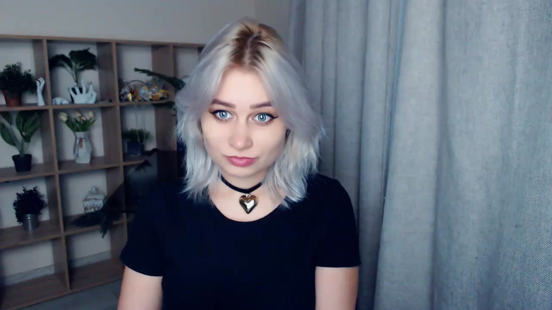 Gallery image thumbnail from Kukla_kolduna's myfreecams stream on, 02/15/2024, 19:23 image 3 of 20
