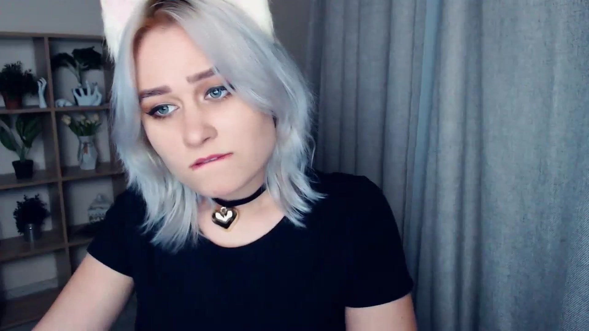 Gallery image thumbnail from Kukla_kolduna's myfreecams stream on, 02/15/2024, 19:23 image 16 of 20