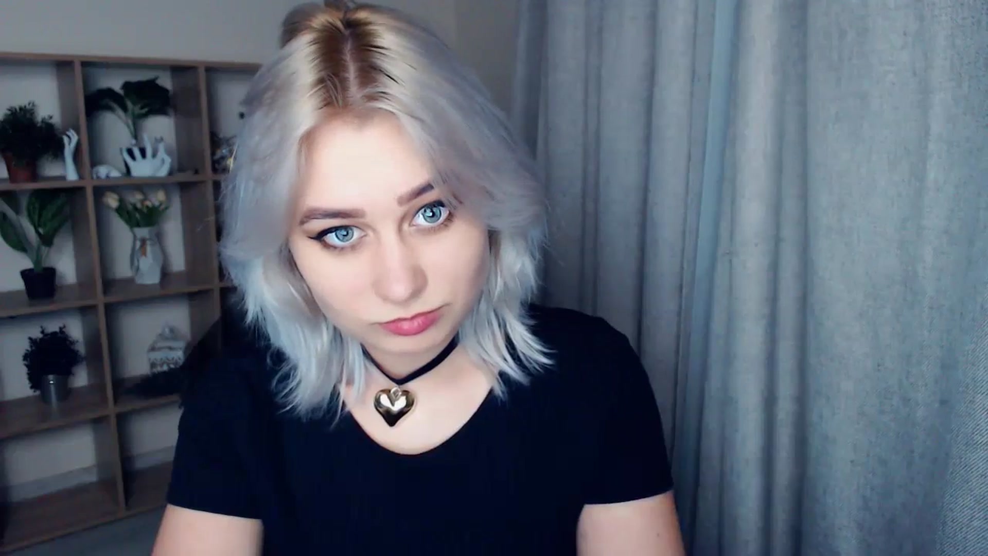 Gallery image thumbnail from Kukla_kolduna's myfreecams stream on, 02/15/2024, 19:23 image 19 of 20