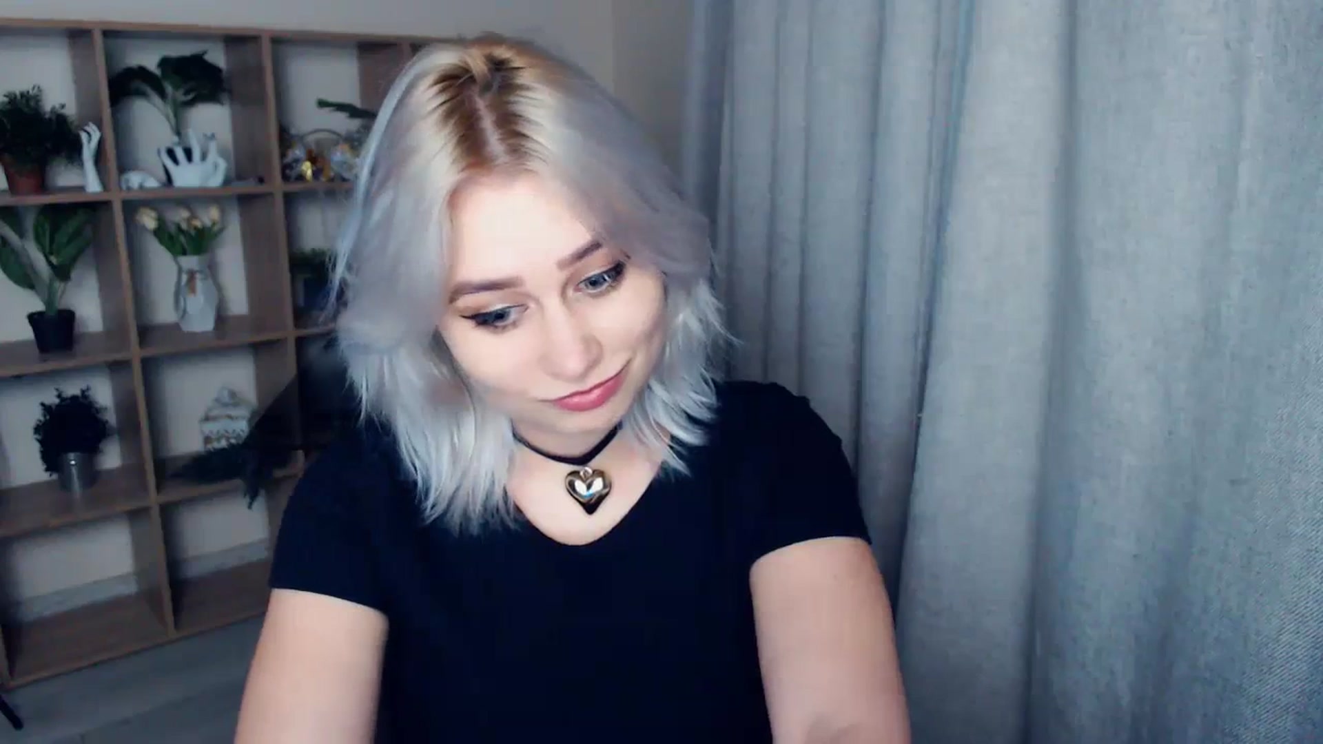 Gallery image thumbnail from Kukla_kolduna's myfreecams stream on, 02/15/2024, 19:23 image 5 of 20