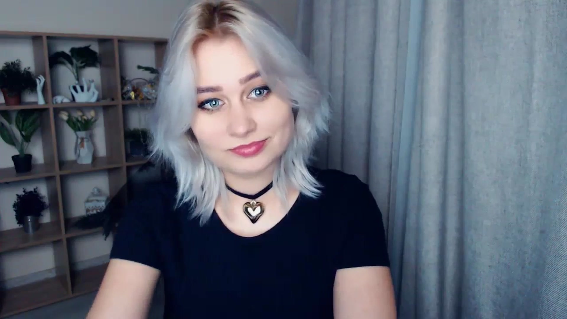 Gallery image thumbnail from Kukla_kolduna's myfreecams stream on, 02/15/2024, 19:23 image 12 of 20