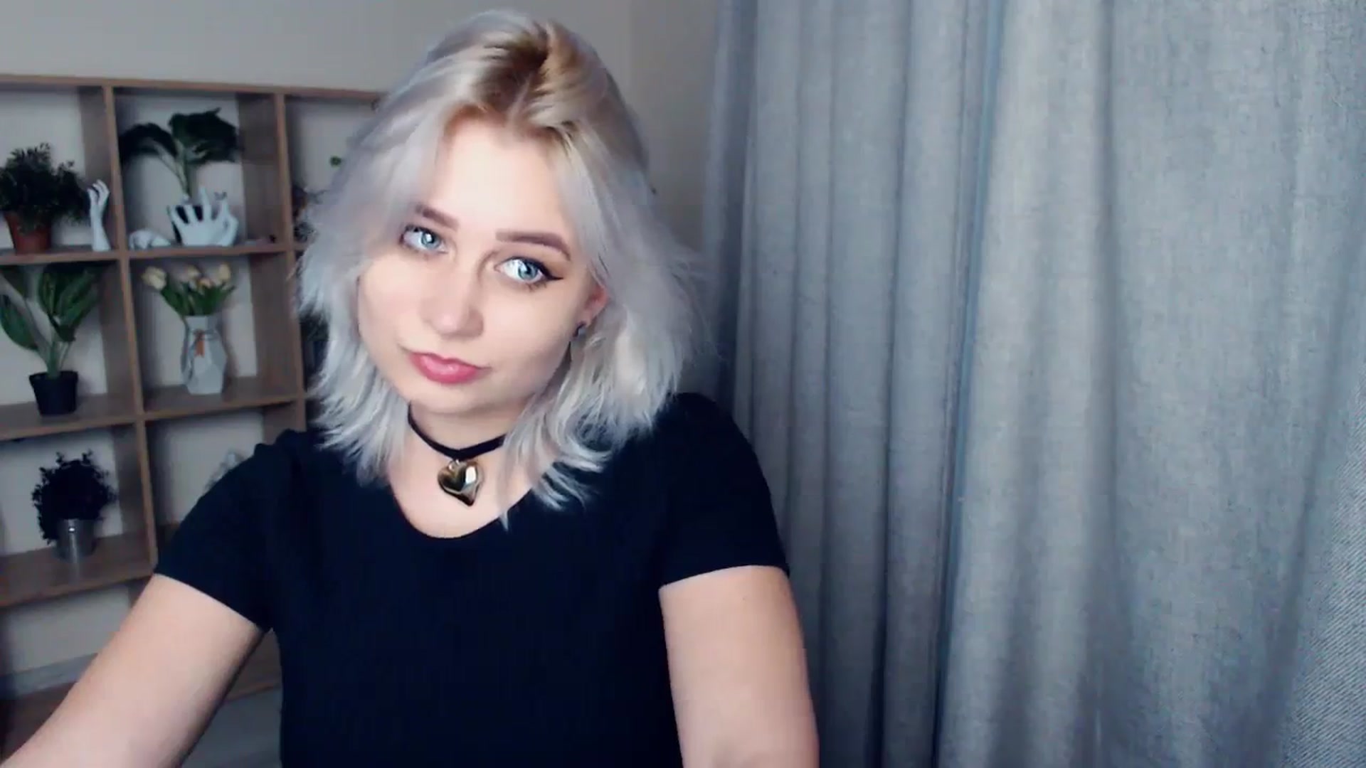 Gallery image thumbnail from Kukla_kolduna's myfreecams stream on, 02/15/2024, 19:23 image 10 of 20