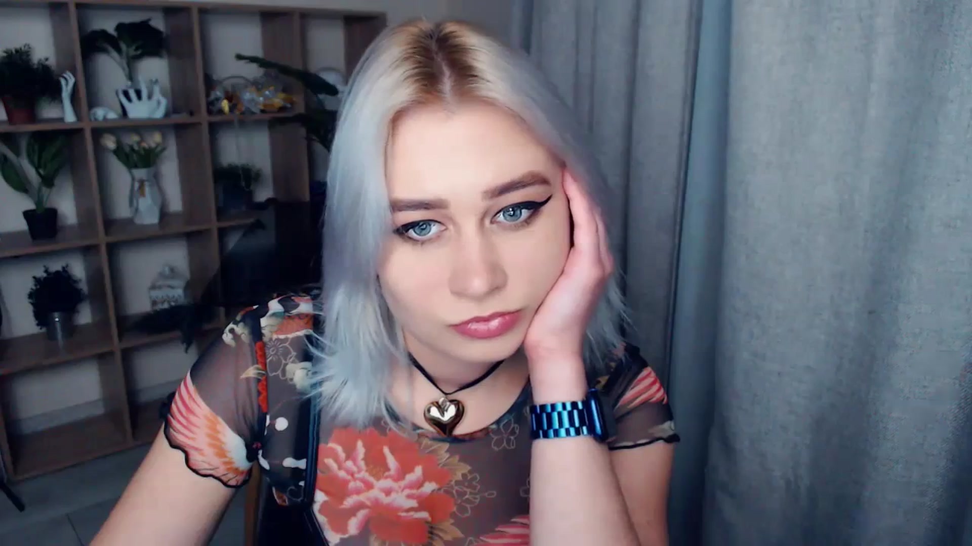 Gallery image thumbnail from Kukla_kolduna's myfreecams stream on, 02/16/2024, 17:24 image 6 of 20