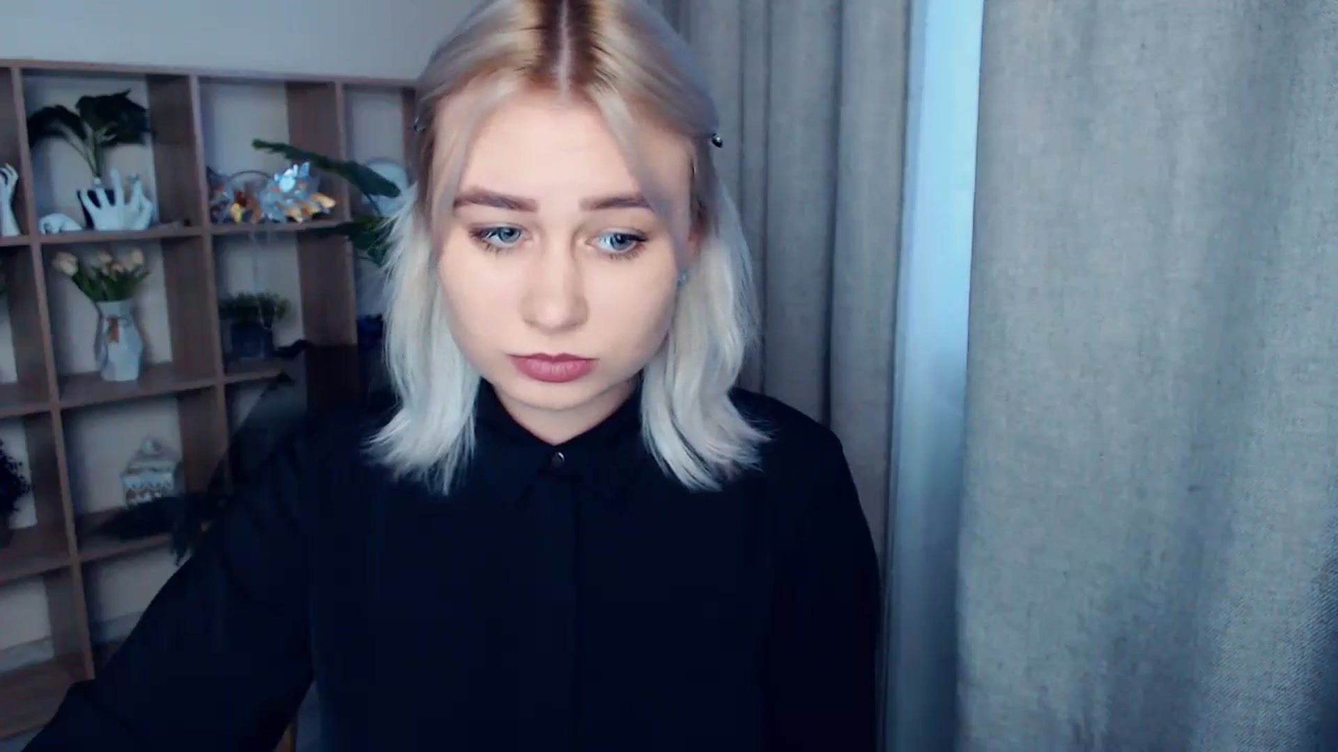 Gallery image thumbnail from Kukla_kolduna's myfreecams stream on, 02/17/2024, 15:42 image 3 of 20